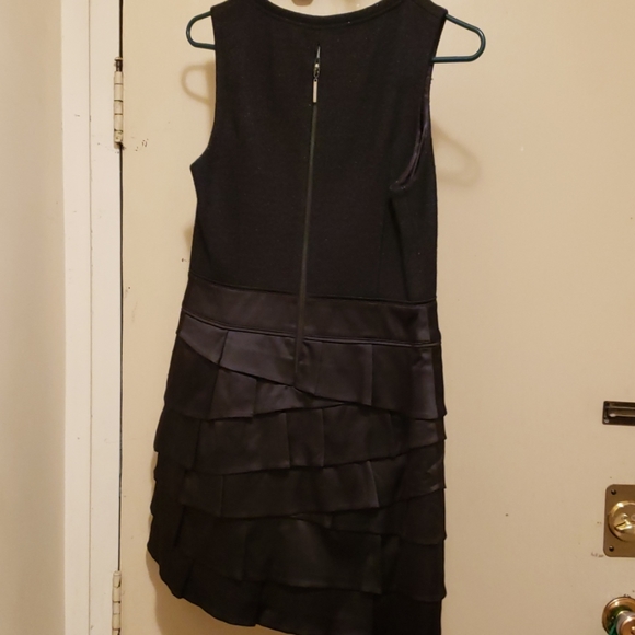 Little black dress - Picture 5 of 5